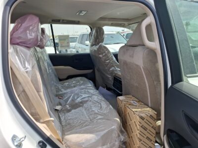 2025 Toyota Landcruiser GXR 3.5L TWIN TURBO, 6 CYLINDER White Beige SUV