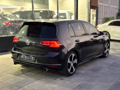 2016 Volkswagen Golf GTI 4 Cylinder Engine Black Hatchback Turbo Performance