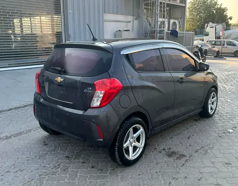 2016 Chevrolet Spark LS 4 Cylinders Petrol Engine Grey Black Hatchback