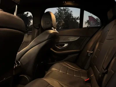 2015 Mercedes-Benz C-Class C300 4Matic 4 Cylinder Petrol Engine White Black Sedan