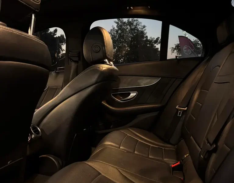 2015 Mercedes-Benz C-Class C300 4Matic 4 Cylinder Petrol Engine White Black Sedan