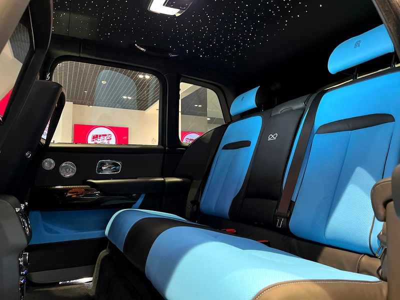 2021 Rolls-Royce Cullinan Black Badge 12 Cylinders Petrol Engine Grey Blue SUV