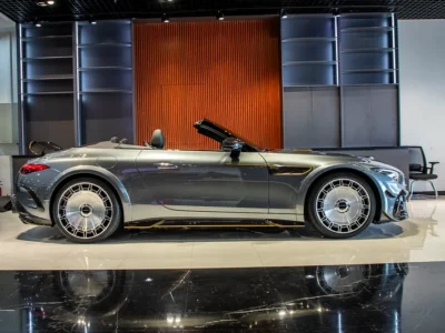 2022 Mercedes-Benz SL-Class SL 63 AMG 8 Cylinders Engine Grey Black Convertible