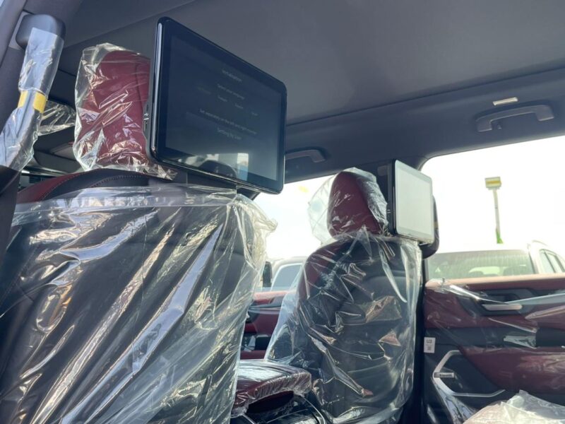 2026 Nissan Patrol Platinum 3.5L Turbo 6 Cylinder Petrol Engine Grey Red SUV GCC