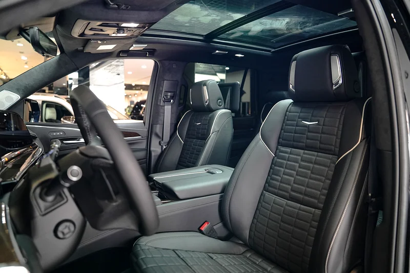 2024 Cadillac Escalade Premium Luxury Platinum 8 Cylinders Engine Black SUV