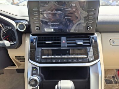 2024 Toyota Land Cruiser GXR 3.3L V6 Twin-Turbo Black Beige SUV Petrol