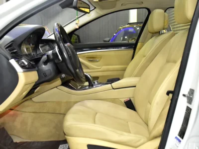 2012 BMW 5-Series 520i 4 Cylinder Petrol Engine White Beige Sedan GCC