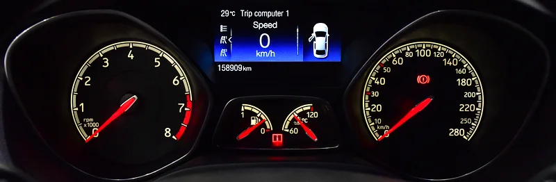 2016 Ford Focus ST 4 Cylinder Petrol Engine Yellow Black Hatchback GCC