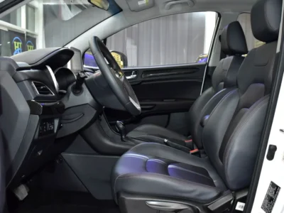 2023 JAC S3 Luxury 4 Cylinders Petrol Engine White Black Crossover GCC