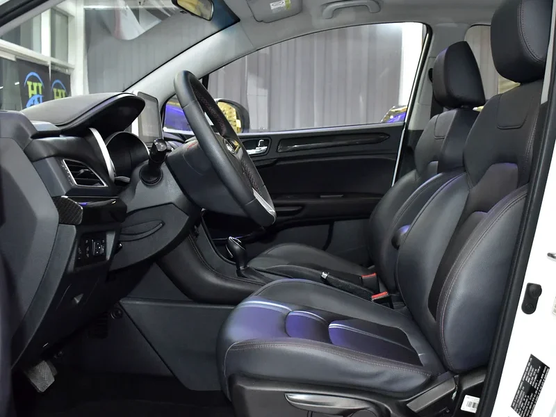 2023 JAC S3 Luxury 4 Cylinders Petrol Engine White Black Crossover GCC