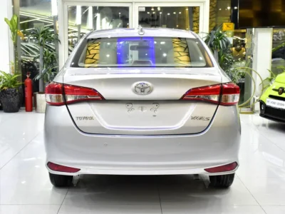 2022 Toyota Yaris S 4 Cylinder Petrol Engine Silver Beige Sedan GCC Specs