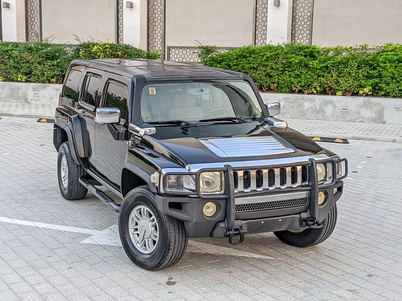 2007 Hummer H3 Other 5 Cylinder Petrol Engine Black Beige SUV GCC Specs