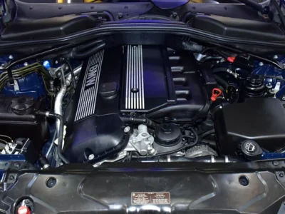 2005 BMW 5-Series 520i 6 Cylinders Petrol Engine Blue Beige Sedan GCC Specs