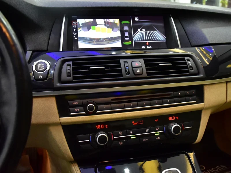 2012 BMW 5-Series 520i 4 Cylinder Petrol Engine White Beige Sedan GCC