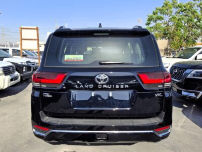 2024 Toyota Landcruiser VX Plus 3.5L TWIN TURBO, 6 CYLINDER Black SUV Petrol