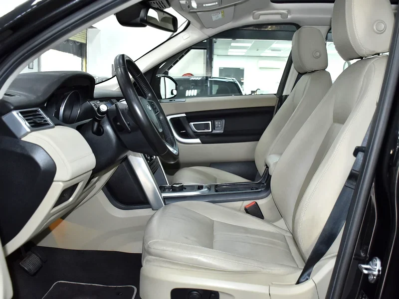 2018 Land Rover Discovery Sport HSE 4 Cylinders Engine Black Beige Crossover