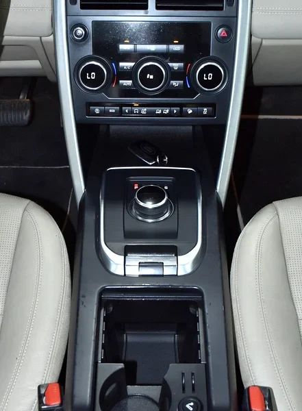 2018 Land Rover Discovery Sport HSE 4 Cylinders Engine Black Beige Crossover