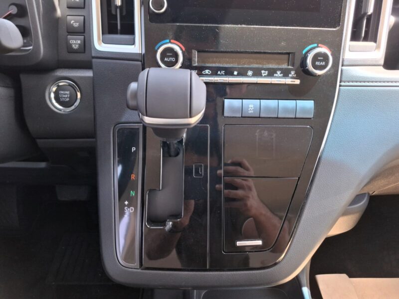 2025 Toyota Granvia Minivan 3.5L V6 Engine Full Black Beige Van Petrol with Radar