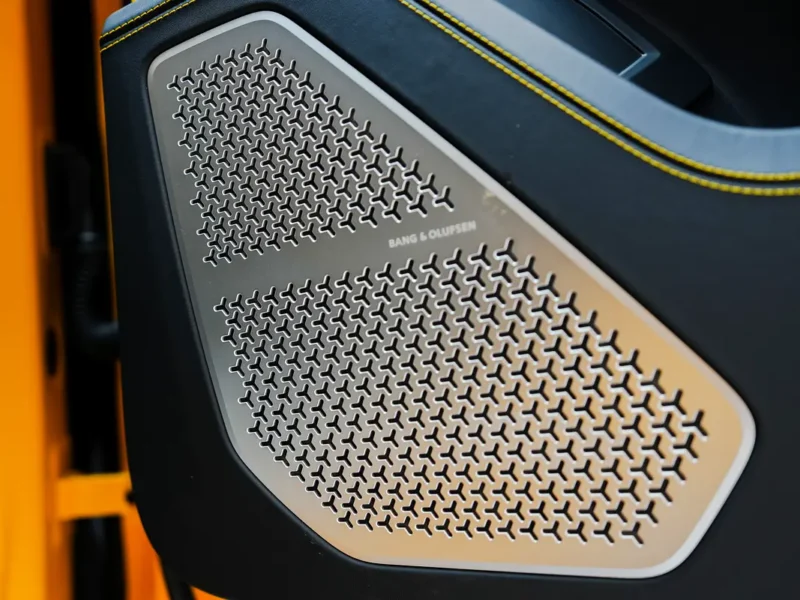 2024 Lamborghini Urus S 8 Cylinders Engine Yellow Black SUV Carbon Fiber Interior