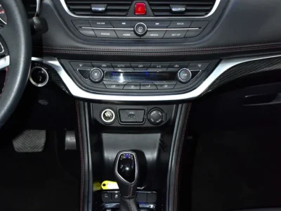 2023 JAC S3 Luxury 4 Cylinders Petrol Engine White Black Crossover GCC