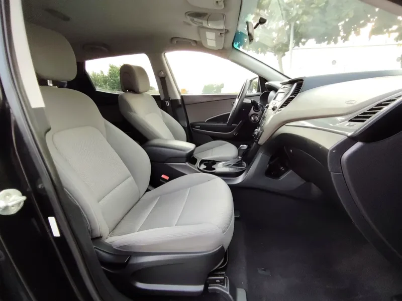 2016 Hyundai Santa Fe Sport 4 Cylinders Petrol Engine Black Beige SUV US Specs Clean Title