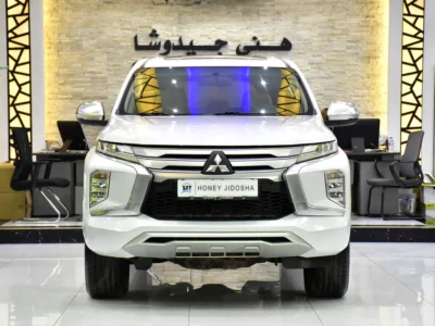 2021 Mitsubishi Montero GLS Sport 6 Cylinder Petrol Engine White Beige SUV GCC