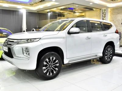 2021 Mitsubishi Montero GLS Sport 6 Cylinder Petrol Engine White Beige SUV GCC