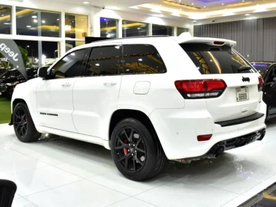 2020 Jeep Grand Cherokee SRT 8 Cylinder Petrol Engine White Black SUV Automatic