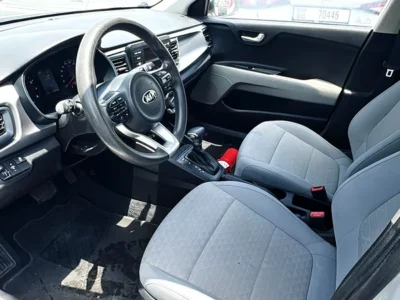 2019 Kia Rio Other 4 Cylinder Petrol Engine White Grey Sedan GCC Specs