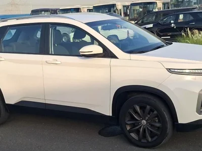 2022 Chevrolet Captiva Other 4 Cylinder Petrol Engine White Grey SUV GCC