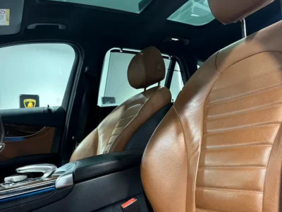 2018 Mercedes-Benz GLC GLC 250 4MATIC 4 Cylinders Engine White Brown Crossover