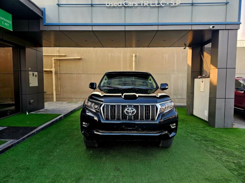 2021 Toyota Prado GXR V6 Engine 4.0 Liter 4WD Blue Beige SUV GCC Specs