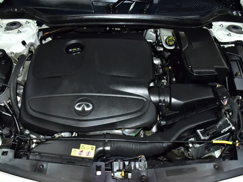 2018 Infiniti Q30 Comfort 4 Cylinder Petrol Engine White Black Hatchback GCC