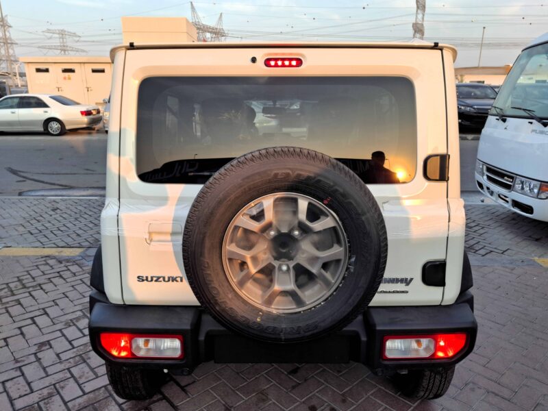 2026 Suzuki Jimny 1.5L 4 Cylinder Petrol Engine White Black SUV GCC Specs