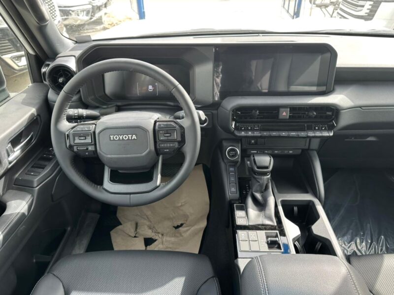 2025 Toyota Prado 2.4l Adventure 2.4L 4-Cylinder Turbo Petrol White Black SUV