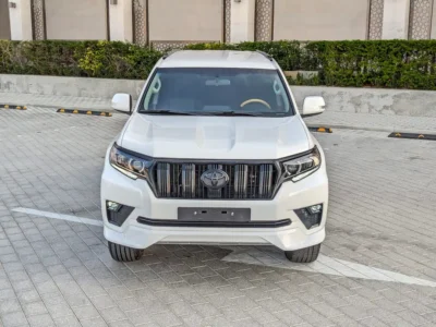 2020 TOYOTA PRADO MODIFIED ADVENTURE GCC Specs V6 4.0L White Black SUV