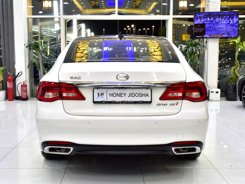 2019 GAC GA8 GL 4 Cylinder Petrol Engine White Beige Sedan GCC Specs