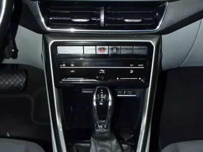 2023 Skoda Kushaq Style 4 Cylinder Petrol Engine White Grey SUV GCC Specs