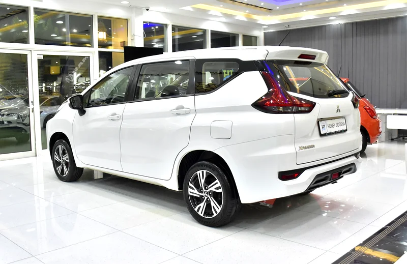 2022 Mitsubishi Xpander Medium line 4 Cylinder Petrol Engine White Black Crossover