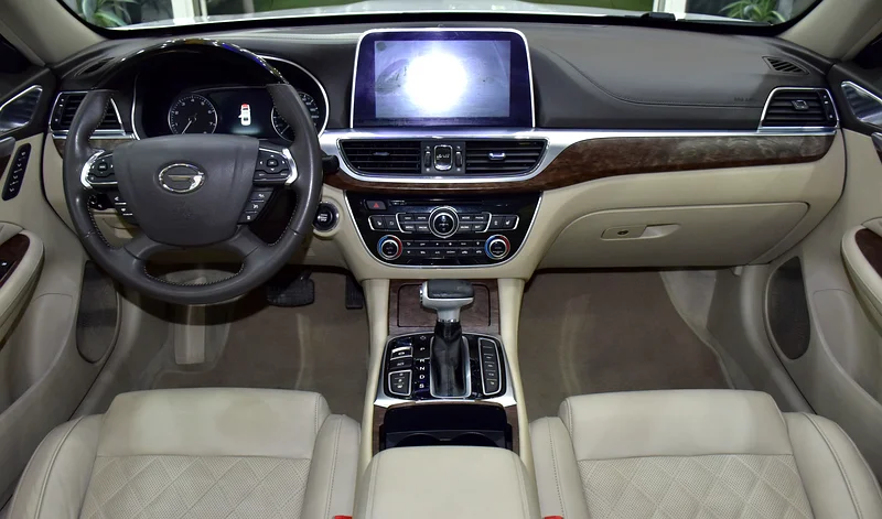 2019 GAC GA8 GL 4 Cylinder Petrol Engine White Beige Sedan GCC Specs