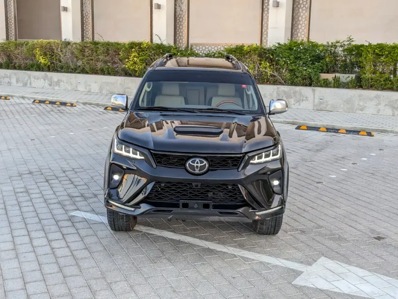2007 Toyota Fortuner SR5 FACELIFTED 2025 GCC Specs V6 4.0L Black Beige SUV