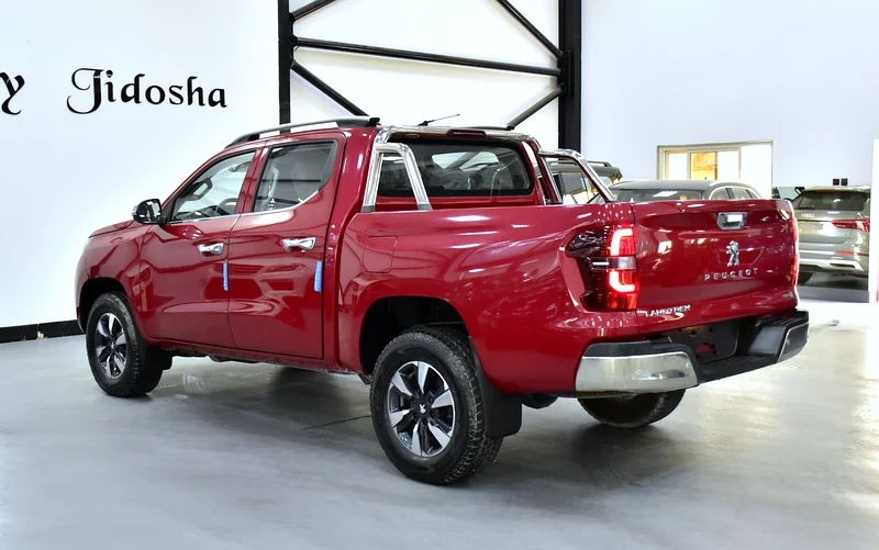 2023 Peugeot Landtrek DC 4X4 4 Cylinder Petrol Engine Red Black Pickup GCC