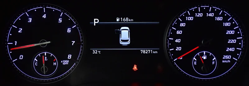 2023 Hyundai Santa Fe Comfort Plus 4 Cylinder Petrol Engine White Grey SUV GCC