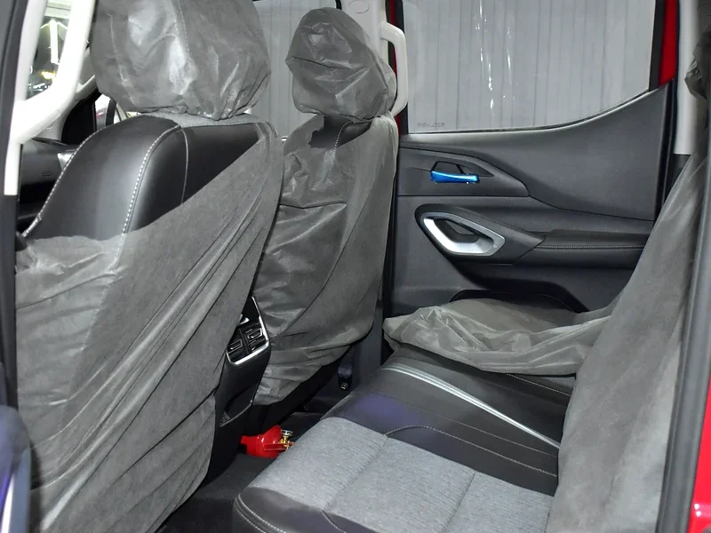 2023 Peugeot Landtrek DC 4X4 4 Cylinder Petrol Engine Red Black Pickup GCC