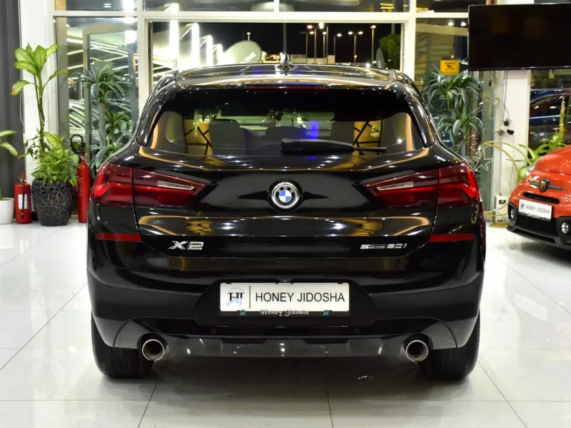 2021 BMW X2 sDrive 20i 4 Cylinder Petrol Engine Black Beige Crossover GCC Specs