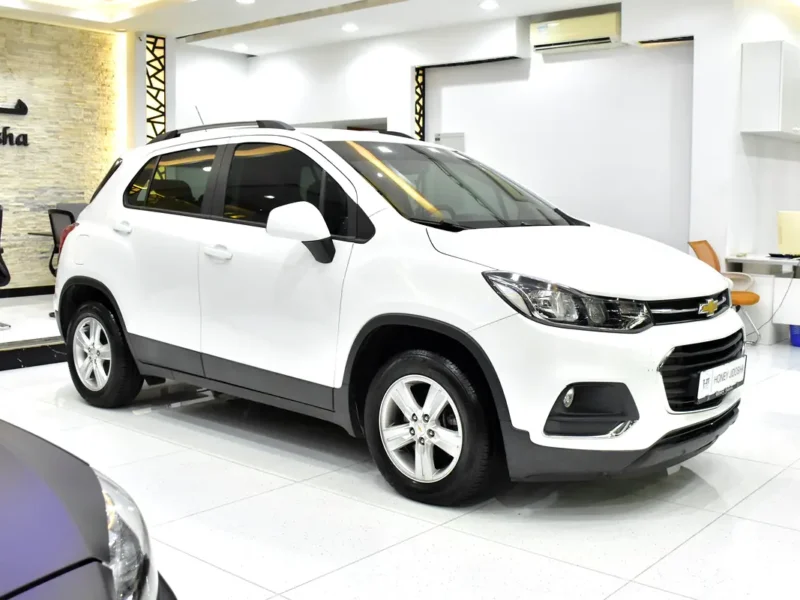 2019 Chevrolet Trax LT 4 Cylinder Petrol Engine White Grey Crossover GCC Specs