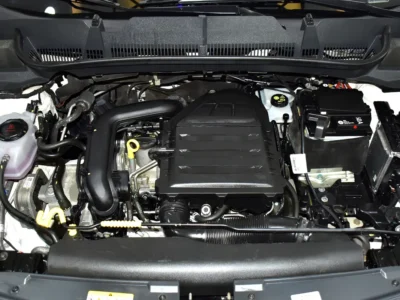 2023 Skoda Kushaq Style 4 Cylinder Petrol Engine White Grey SUV GCC Specs