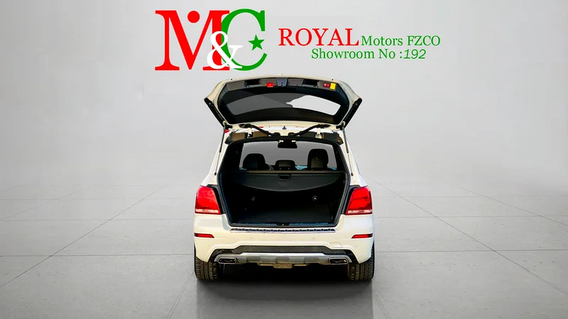 2013 Mercedes-Benz GLK-Class GLK 350 4matic 6 Cylinder Engine SUV White Black