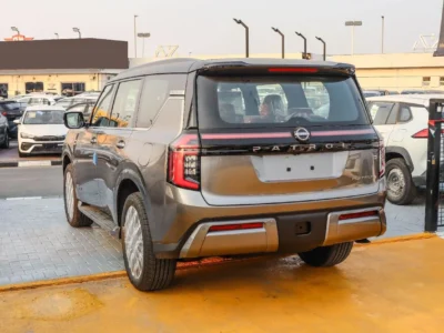 2026 Nissan Patrol Platinum 3.5L V6 Twin-Turbo Petrol Silver Red SUV GCC Specs