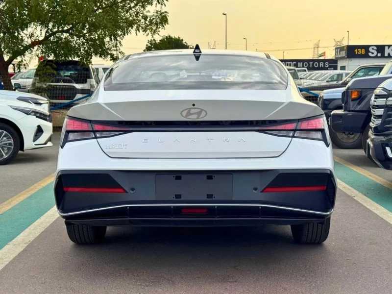 2025 Hyundai Elantra ELITE 1.5L 4 Cylinder PETROL Engine White Black Sedan